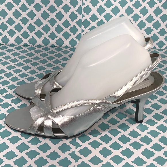 Naturalizer PRISSY N5 Comfort Womens Slingback Pumps Leather Upper Size 11 M - Picture 3 of 12